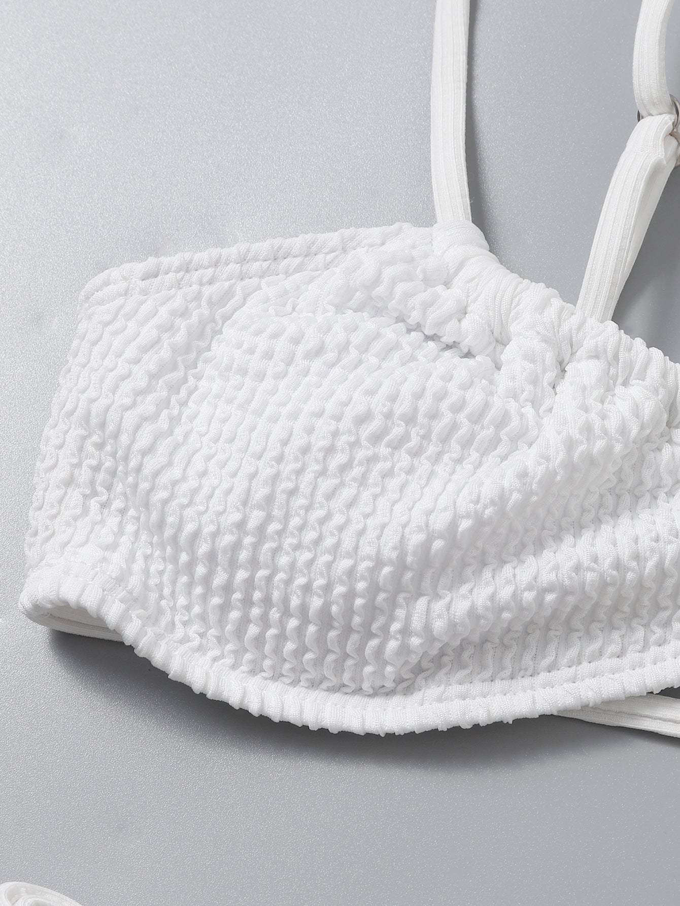 Bikini deux pièces texturé élégant pour femme