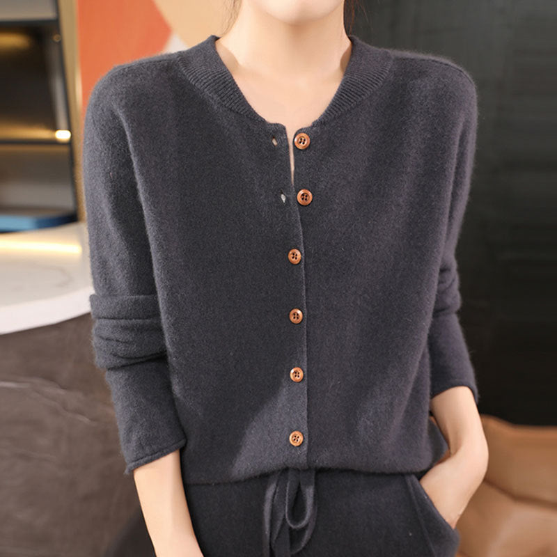 Cardigan léger à col V - Élégance simple et confortable