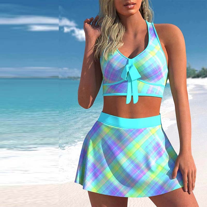Maillot de bain deux pièces avec jupe intégrée et motif tropical