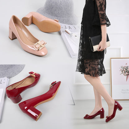 Élégance Féminine Raffinée