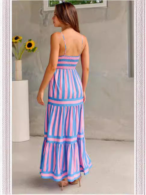Robe Longue d'Été à Bretelles – Rayures & Évasion